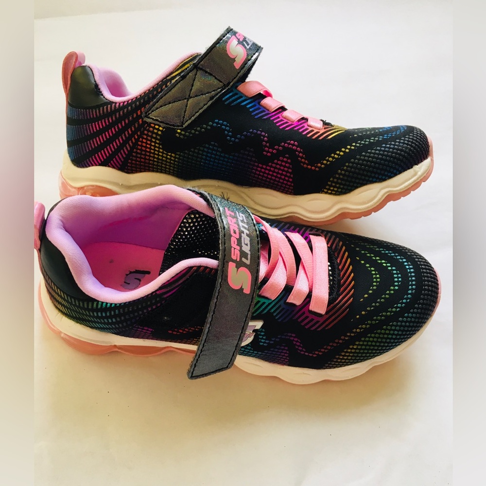 Sketchers. Sport lights. Girls sneakers. Size 1 ( little girl) - Picture 4 of 6